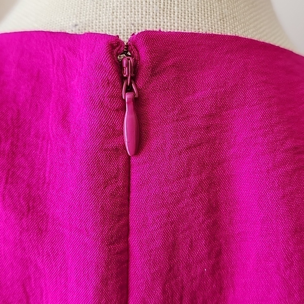 DKNY - Stunning Vibrant Magenta Dress​​​​​​​​​ - Picture 7 of 16